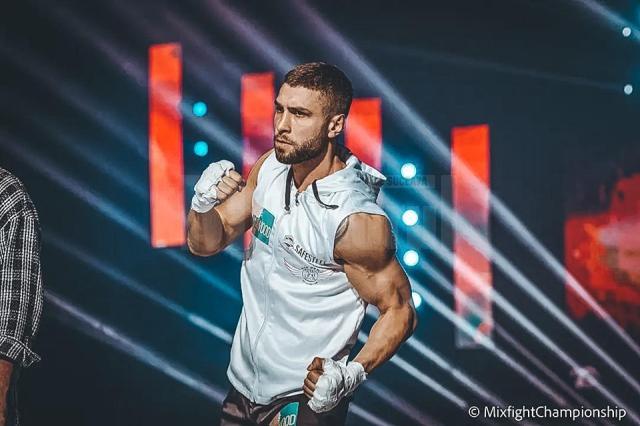 Andrei Ostrovanu este unul dintre cei mai respectati kickboxeri din Romania