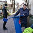 „Curățenie” de primăvară la panourile stradale de pe trotuare și la parcările „rezervate” din municipiul Suceava