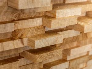 O nouă descindere la o societate Mălini, soldată cu confiscări mari de lemn ”de nicăieri”