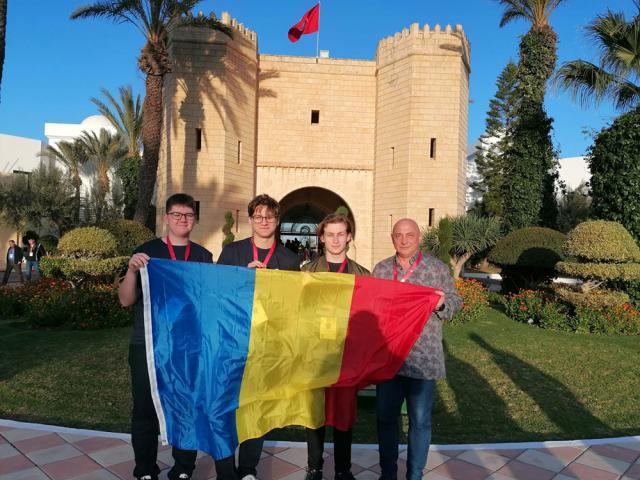 Echipa colegiului, în Tunisia