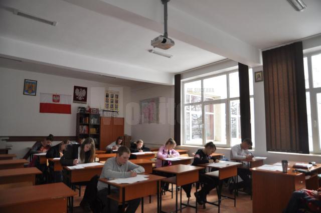 Rezultatele simulării evaluării naționale în județul Suceava. Doi elevi au media 10