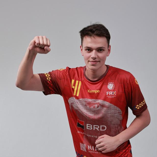 Daniel Stanciuc este mezinul echipei naţionale de handbal a României