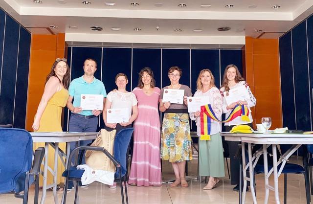 Profesori de la Şcoala „Bogdan Vodă” din Răduăţi, specializați în managementul educațional