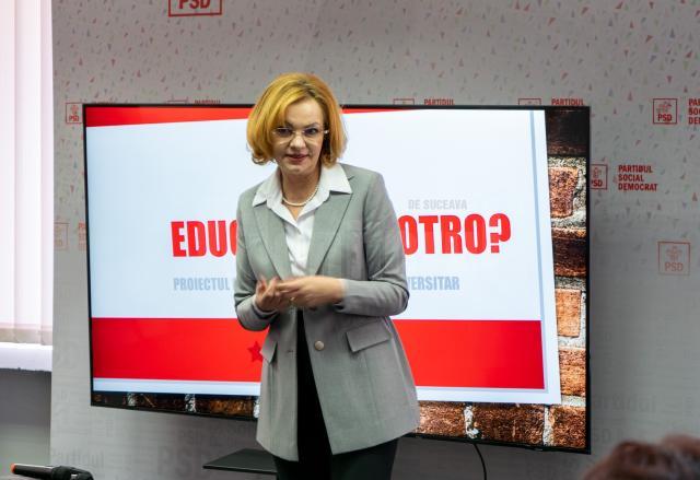 Deputatul PSD de Suceava Mirela Adomnicăi a organizat o dezbatere publică pe marginea noilor Legi ale Educației