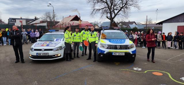 Maraton al prevenirii accidentelor rutiere în școlile din zona Rădăuți