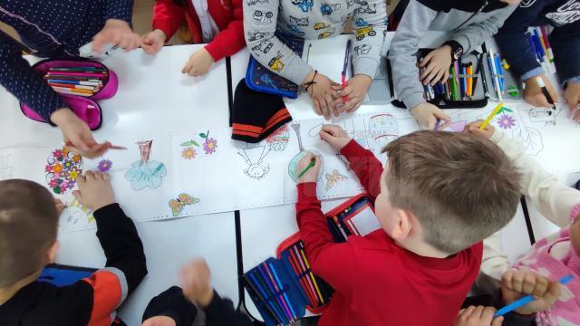 Activități de voluntariat desfășurate de elevii Şcolii „Petru Comarnescu” Gura Humorului, la  Centrul Şcolar  „Sf. Andrei” (