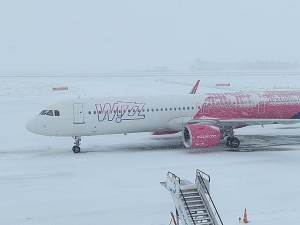 Aeroportul Suceava a fost închis din cauza condițiilor meteo extreme