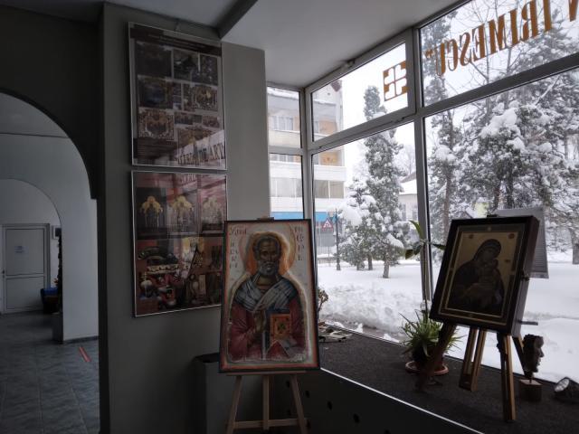 „Semne ale luminii”, la Galeria de Artă „Ion Irimescu” Suceava