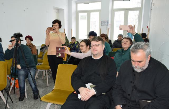 Concert de pricesne şi muzică religioasă, la Biblioteca „Eugen Lovinescu”