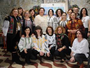 Grupul de inimoși organizatori ai evenimentului caritabil de Paști, organizat la Colegiul Tehnic Rădăuți