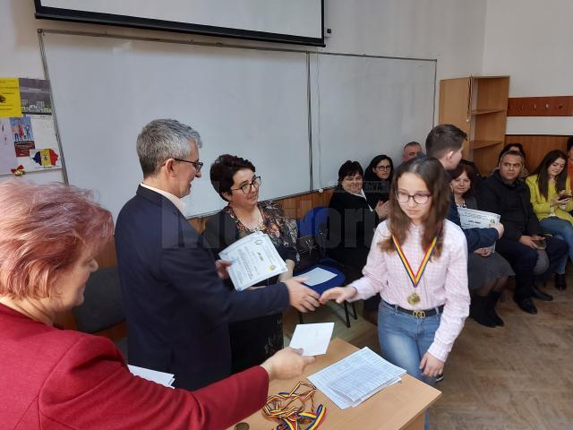 Concurs de matematică pentru elevii din mediul rural, la Pârteștii de Jos