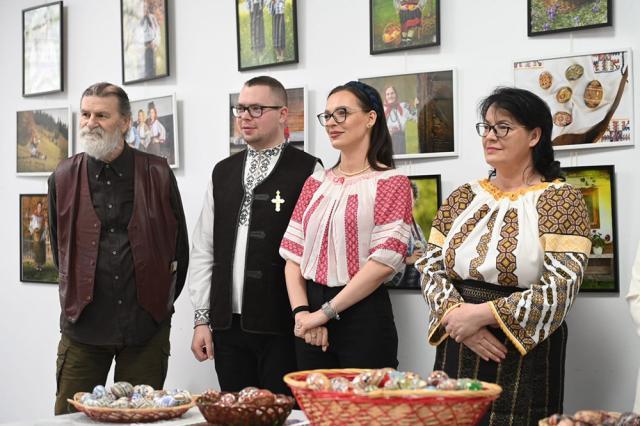 Expoziția „Tradiție prin fotografie” la Galeria de Artă Zamca