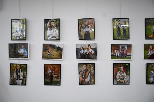 Expoziția „Tradiție prin fotografie” la Galeria de Artă Zamca