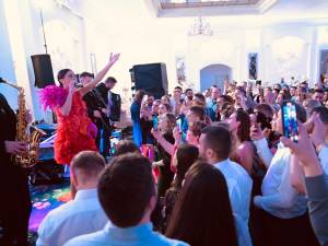 Sute de participanți la „Balul Huțanilor” de la Vatra Moldoviţei și la „Balul Primăverii” de la Vicovu de Jos