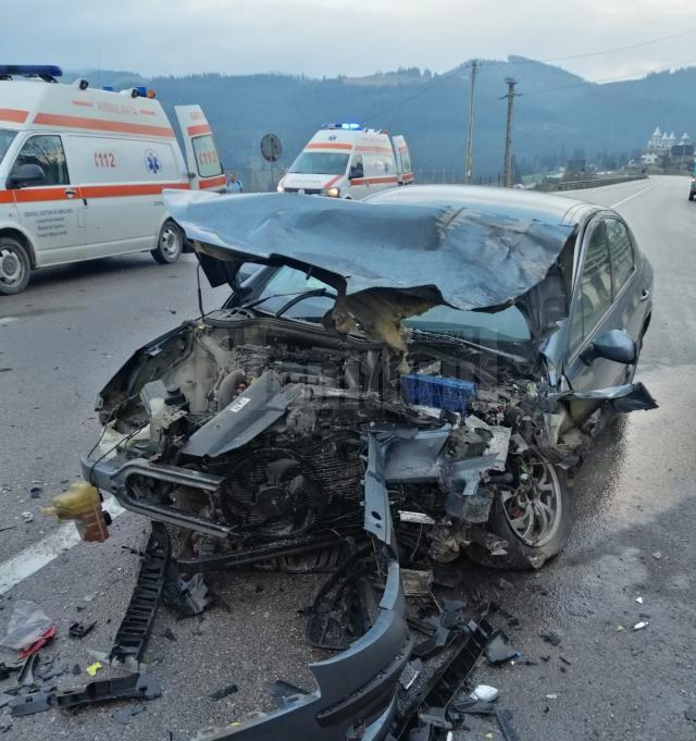 Accident grav în pasul Mestecăniș cu doi minori și doi adulți răniți