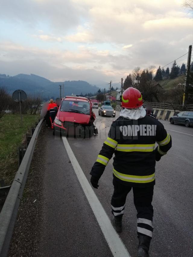 Accident grav în pasul Mestecăniș cu doi minori și doi adulți răniți