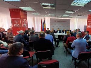Intalnire a conducerii PSD cu primarii și parlamentarii social-democrati din Suceava