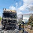 Incendiu la cabina unui autotren, cu pericol de propagare la un rezervor de 2.000 de litri de motorină