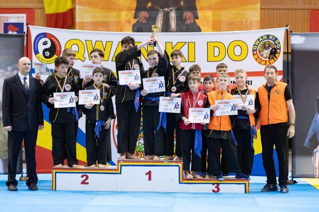 Performanţe ale copiilor de la Clubul Kim Long Dao Fălticeni la Campionatului Naţional de Qwan Ki Do