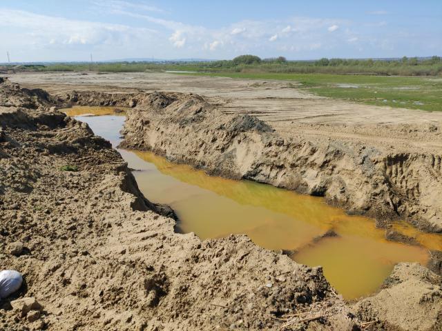 Amenzi de peste 150.000 de lei la o balastieră din Dumbrăveni