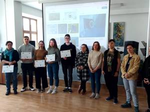 Profesori și elevi de la Colegiul de Artă „Ciprian Porumbescu” au dezbătut temele cetățeniei și valorilor europene