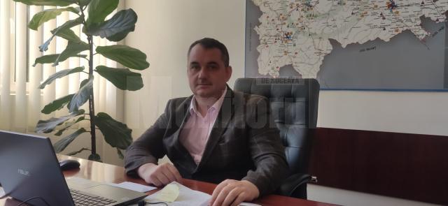 Doctorul Sorin Mihai Voloșeniuc, directorul executiv al Direcției Sanitar Veterinare și pentru Siguranța Alimentelor (DSVSA) Suceava
