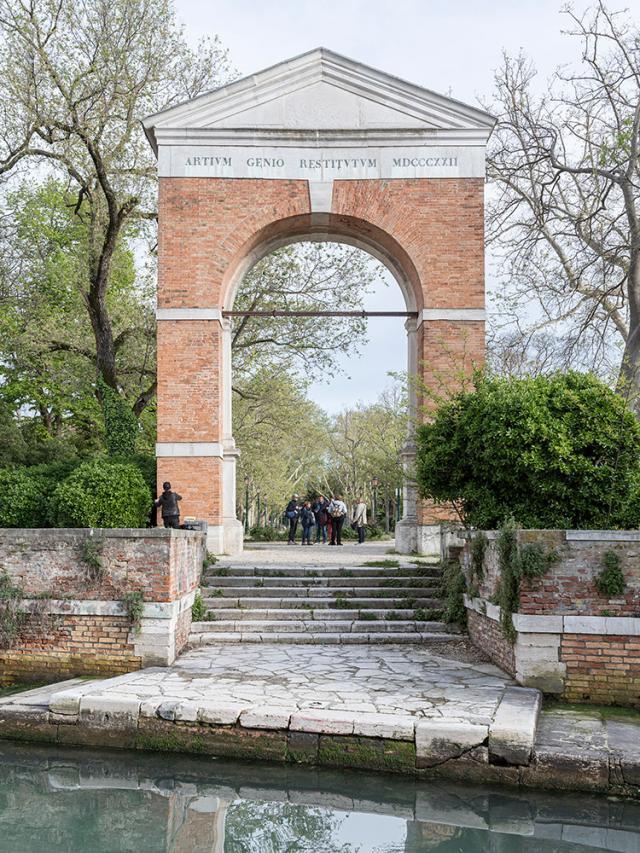 Grădinile publice din Castello, realizate între 1808-1810, la comanda împăratului Napoleon Bonaparte - Foto Laurian Ghinițoiu