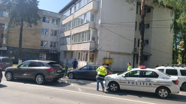 Accidentul a avut loc la intrarea pe strada Mitropoliei din municipiul Suceava