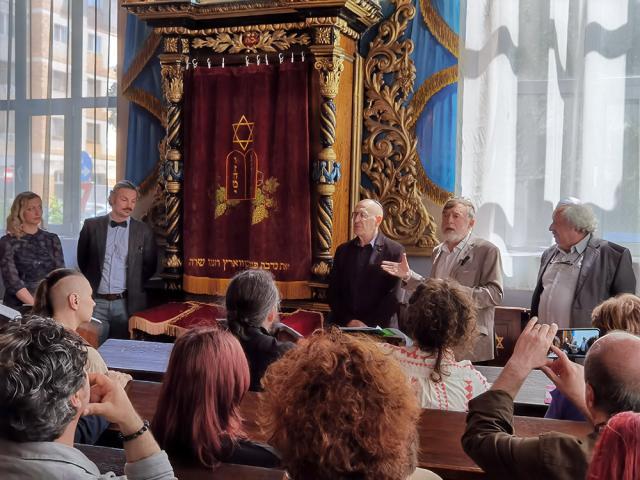 Spectacolul-lectură „Memoria locurilor, memoria cuvintelor”, cu Matei Vișniec, Alain Timár,  Clara Popadiuc și Răzvan Bănuț, în Sinagoga Gah
