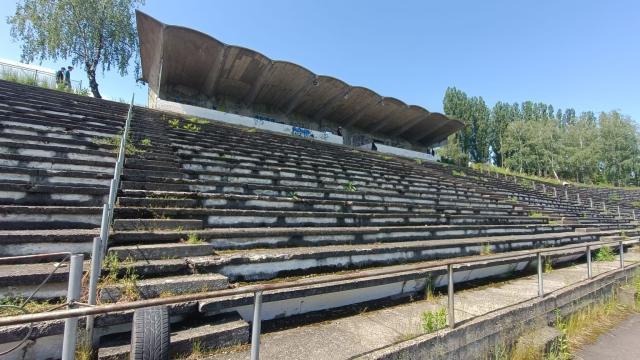 Stadionul ”Nada Florilor” din Fălticeni, o ruină