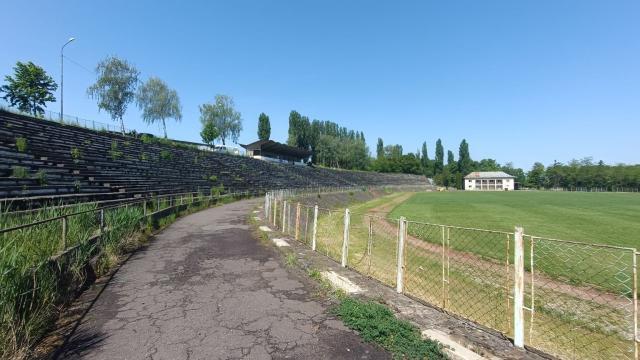 Stadionul ”Nada Florilor” din Fălticeni, o ruină