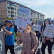 Peste 1.000 de oameni ai școlii, în stradă, într-un miting de amploare la Suceava: „Nu ieșim din grevă”