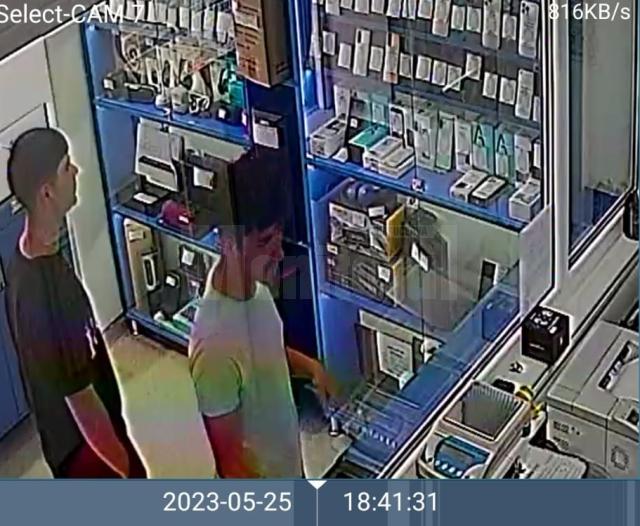 În ultimele două săptămâni, mai multe magazine din municipiile Suceava și Botoșani au fost ținta unor furturi