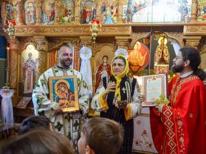 Ordinul „Sfântul Mare Mucenic Ioan cel Nou de la Suceava” a fost oferit doamnei Maria Tanasă