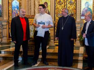S-au desemnat câștigătorii Concursului Național de Poezie Religioasă Tânără „Light of Life”