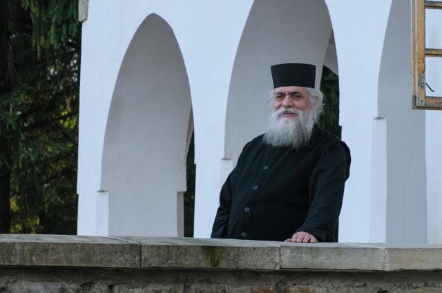Părintele Iacob Bîrsan, un om al jertfei, a plecat la Ceruri, la vârsta de 72 de ani
