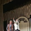 Publicul în picioare și ropote de aplauze pentru actorii Maia Morgenstern și Marius Bodochi, la Suceava
