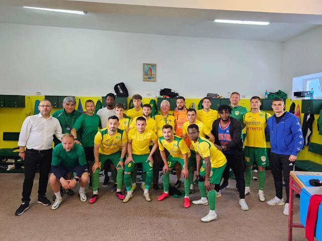 Primarul Ion Lungu, alături de echipa Foresta Suceava, la meciul tur al barajului de promovare în Liga a II-a