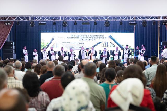 Centrul Cultural „Sofia Vicoveanca” din Vicovu de Jos, inaugurat cu o sală de 550 de locuri arhiplină