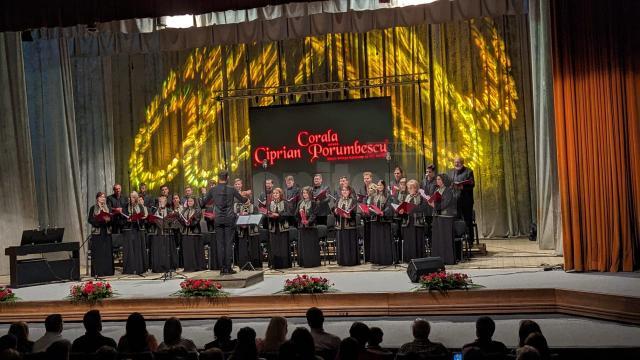 „Ciprian Porumbescu – 140 de ani”, un regal de muzică susținut de Corala „Ciprian Porumbescu” și invitații ei, pe scena suceveană