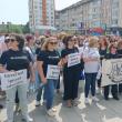 Peste 3.000 de profesori au protestat, marți, printr-un „Marș al tăcerii”