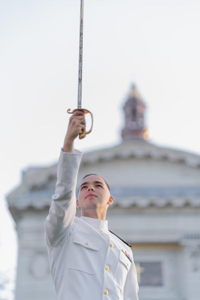 Un tânăr din Câmpulung Moldovenesc, absolvent de top al celui mai elitist colegiu militar din SUA