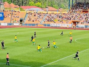 Formaţia pregătită de Dorin Goian a fost învinsă cu 2-0 de echipa gazdă, Ceahlăul