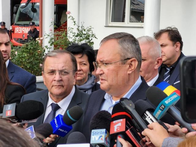 Premierul Nicolae Ciucă și președintele CJ Suceava, Gheorghe Flutur