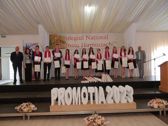 „Gala premianților”, la Colegiul Naţional „Eudoxiu Hurmuzachi” Rădăuţi