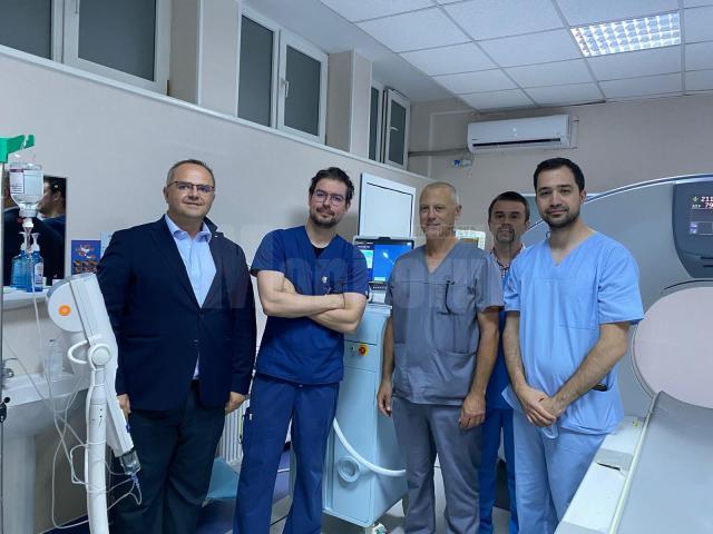 Echipa care a făcut posibilă o intervenție în premieră națională la spitalul din Suceava