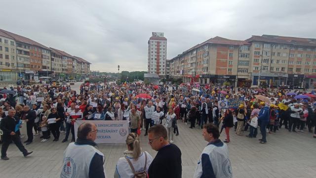 Greva profesorilor continuă