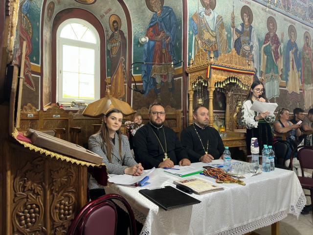 Zeci de copii au participat la concursul ”Răsună toaca-n cer”