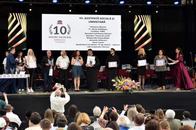 Laureaţii Galei „10 pentru Fălticeni”, Asistenţă socială şi umanitară