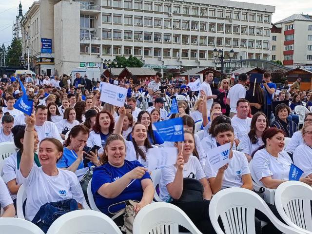 Festivitatea de Absolvire din centrul municipiului Suceava